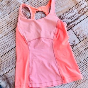 Lululemon Workout Top w Shelf Bra - S/4